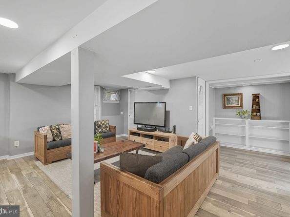 6316 26TH Street N, Arlington VA 22207