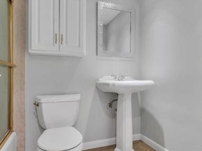 6141 Leesburg Pike 504, Falls Church VA 22041