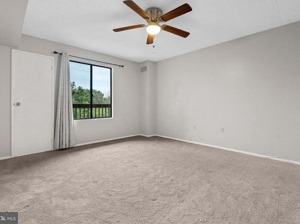 6300 Stevenson Avenue 907, Alexandria VA 22304
