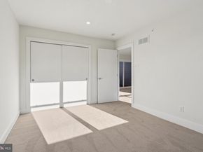 949 Riverplace Drive, Conshohocken PA 19428
