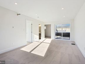 949 Riverplace Drive, Conshohocken PA 19428