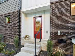 949 Riverplace Drive, Conshohocken PA 19428