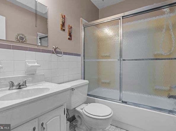 8339 Strahle Place, Philadelphia PA 19111