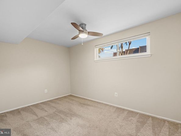 1724 Cy Court, Vienna VA 22182