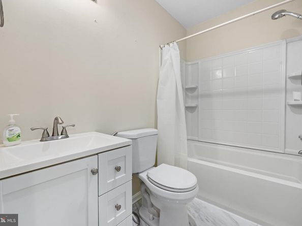 1724 Cy Court, Vienna VA 22182
