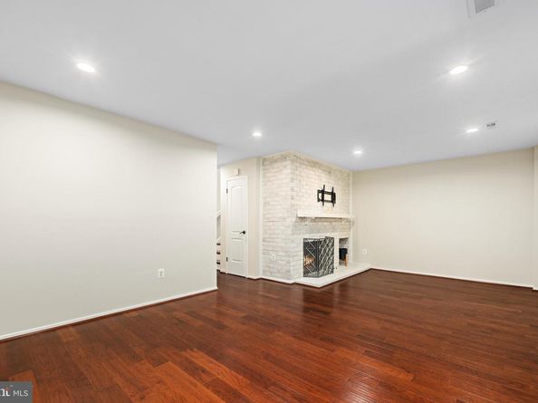 1724 Cy Court, Vienna VA 22182