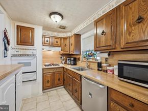 2831 Chase Road, Philadelphia PA 19152