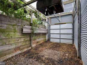 1226 Leopard Street D, Philadelphia PA 19125