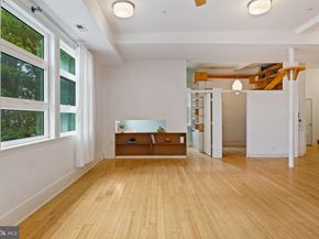 1226 Leopard Street D, Philadelphia PA 19125