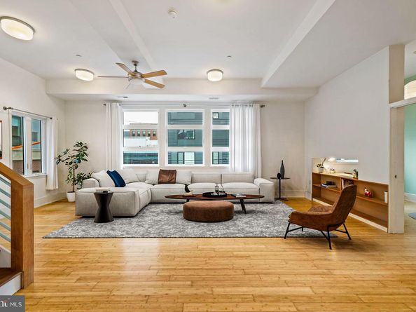 1226 Leopard Street D, Philadelphia PA 19125