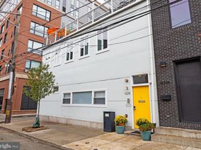 1226 Leopard Street D, Philadelphia PA 19125