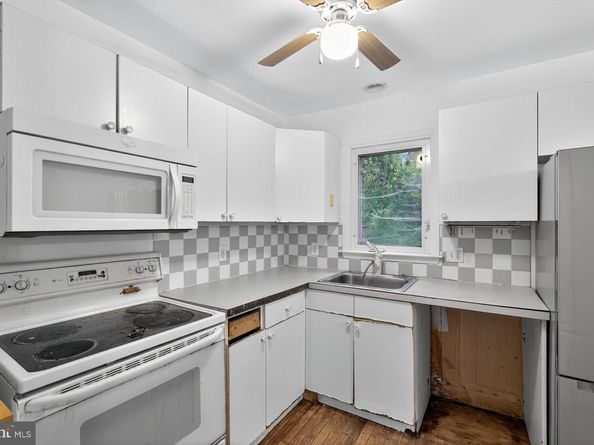 389 Mckinley Avenue, Morrisville PA 19067