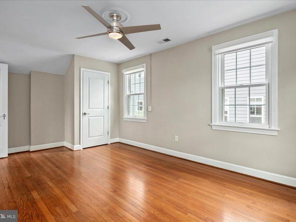 1134 N Harrison Street, Arlington VA 22205