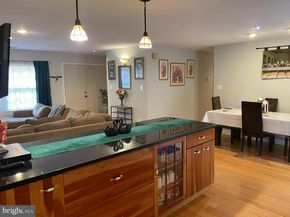 1006 S Greenthorn Avenue, Sterling VA 20164