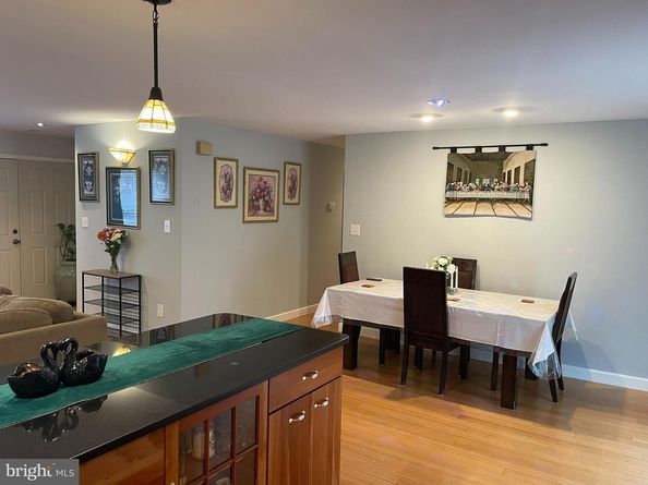1006 S Greenthorn Avenue, Sterling VA 20164