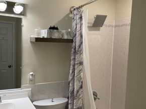 1006 S Greenthorn Avenue, Sterling VA 20164