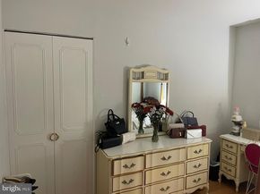1006 S Greenthorn Avenue, Sterling VA 20164