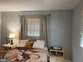 1006 S Greenthorn Avenue, Sterling VA 20164