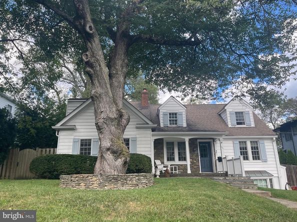 111 Ayr Hill Avenue NW, Vienna VA 22180