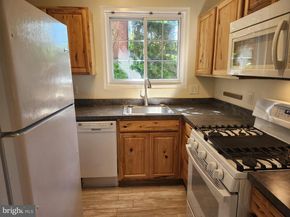 3721 Gunston Road, Alexandria VA 22302