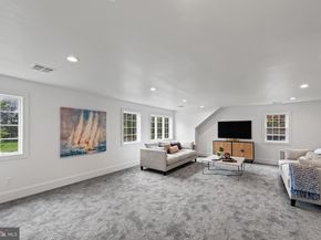 118 W Beechtree Lane, Wayne PA 19087