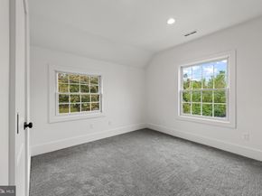118 W Beechtree Lane, Wayne PA 19087