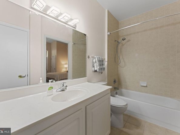 355 I Street SW S104, Washington DC 20024