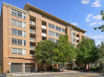 355 I Street SW