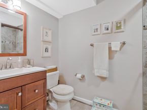 7724 Desdemona Court, Mclean VA 22102