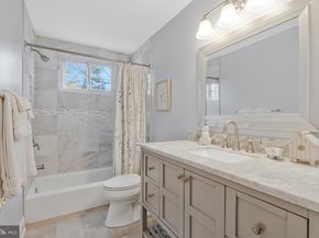 7724 Desdemona Court, Mclean VA 22102