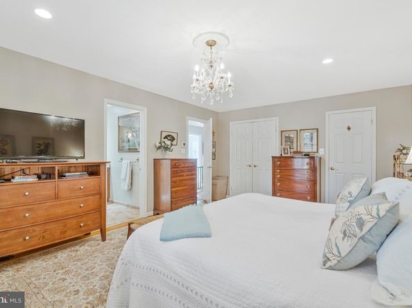 7724 Desdemona Court, Mclean VA 22102