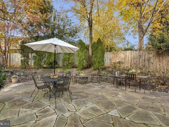 7724 Desdemona Court, Mclean VA 22102