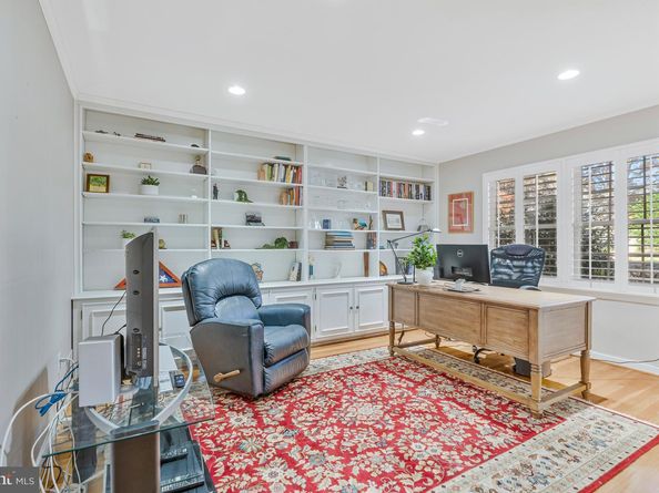 7724 Desdemona Court, Mclean VA 22102