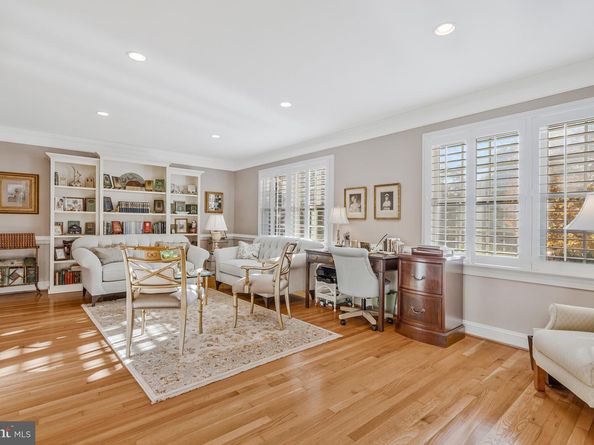 7724 Desdemona Court, Mclean VA 22102