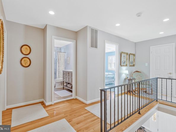 7724 Desdemona Court, Mclean VA 22102