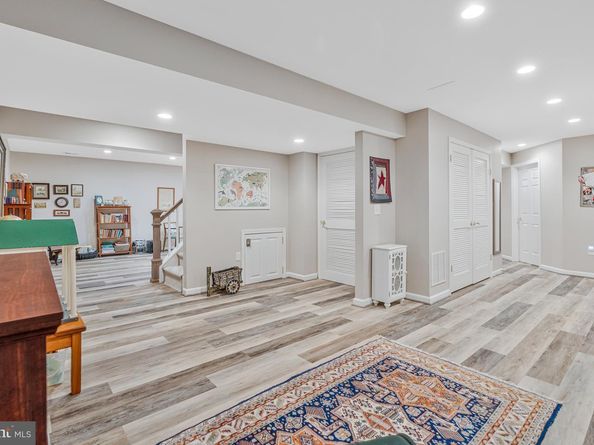 7724 Desdemona Court, Mclean VA 22102