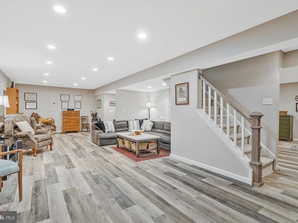 7724 Desdemona Court, Mclean VA 22102