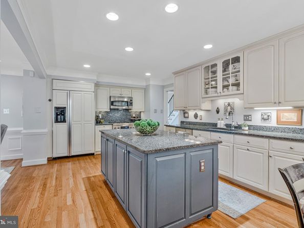 7724 Desdemona Court, Mclean VA 22102