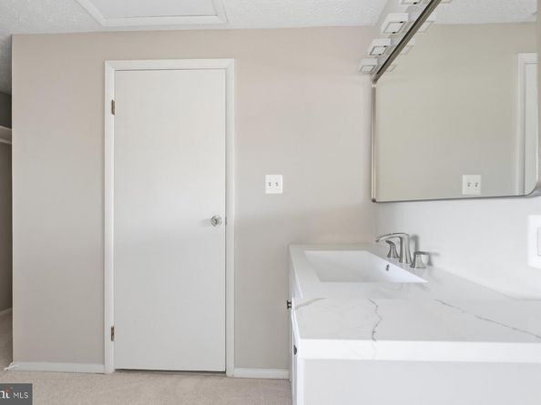 2838 Raymond Court, Falls Church VA 22042