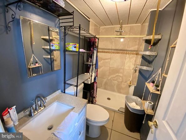 718 W Butler Street, Philadelphia PA 19140