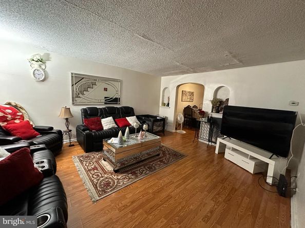 7143 Jackson Street, Philadelphia PA 19135