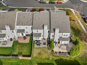 102 Broadleaf Place, Newtown PA 18940