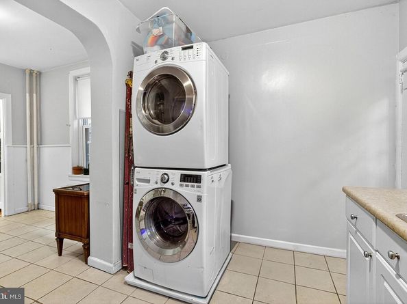 4314 Pine Street, Philadelphia PA 19104