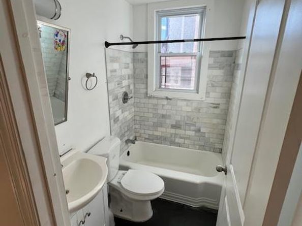 615 Newton Place NW, Washington DC 20010