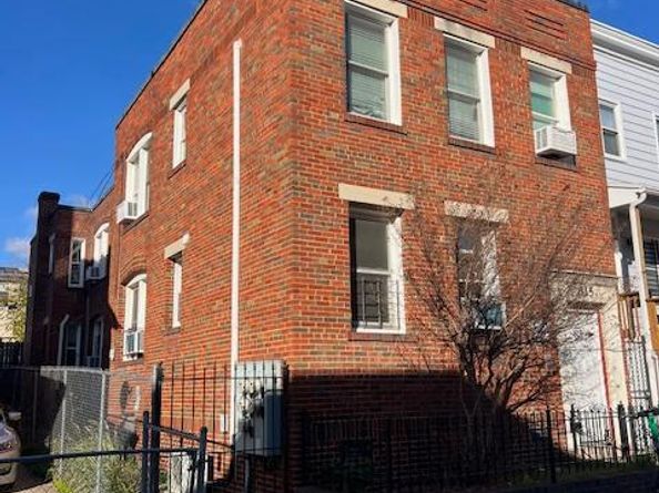 615 Newton Place NW, Washington DC 20010