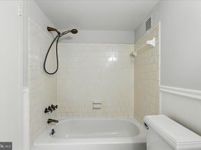 1225 Martha Custis Drive 919, Alexandria VA 22302