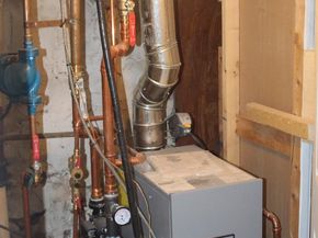 4725 Rosehill Street, Philadelphia PA 19120