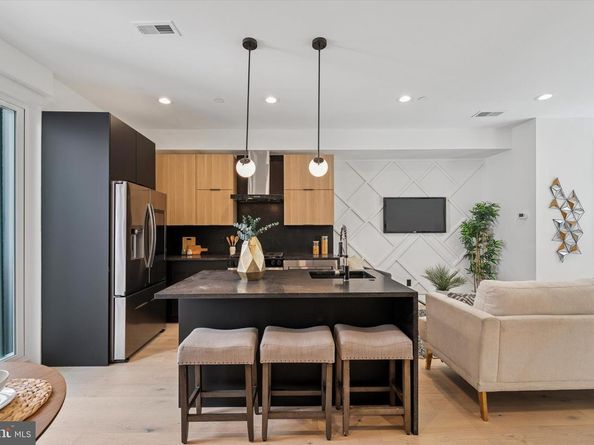 303 Pemberton Street, Philadelphia PA 19147