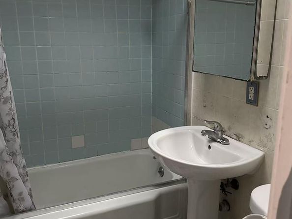 1350 Greeby Street, Philadelphia PA 19111