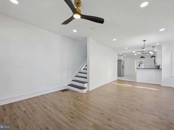 211 Cedar Avenue, Holmes PA 19043